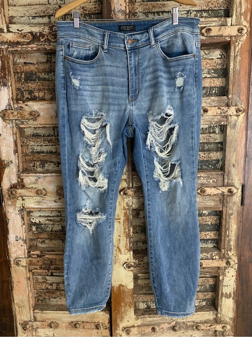 Judy Blue Light Blue Distressed Boyfriend Jeans, Relaxed, Mid-Rise, Stretch, 14W